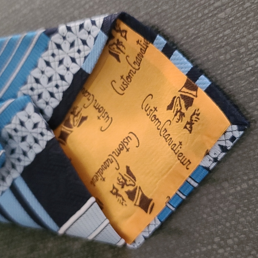 VINTAGE 70s Retro Cravatier Mr Rogers Mod Polyester Neck Tie Mid Century Blue - Picture 8 of 14